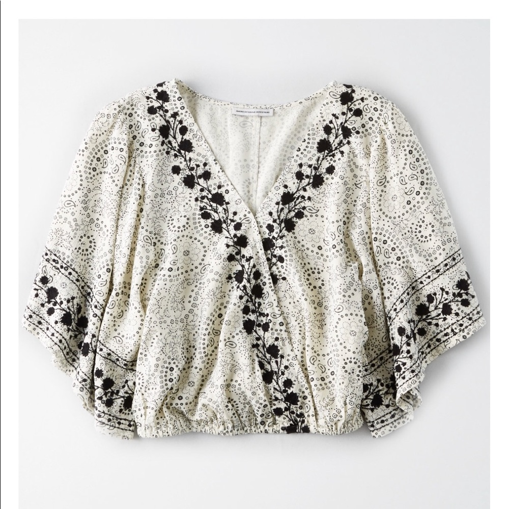 NWT AE Wrap Top